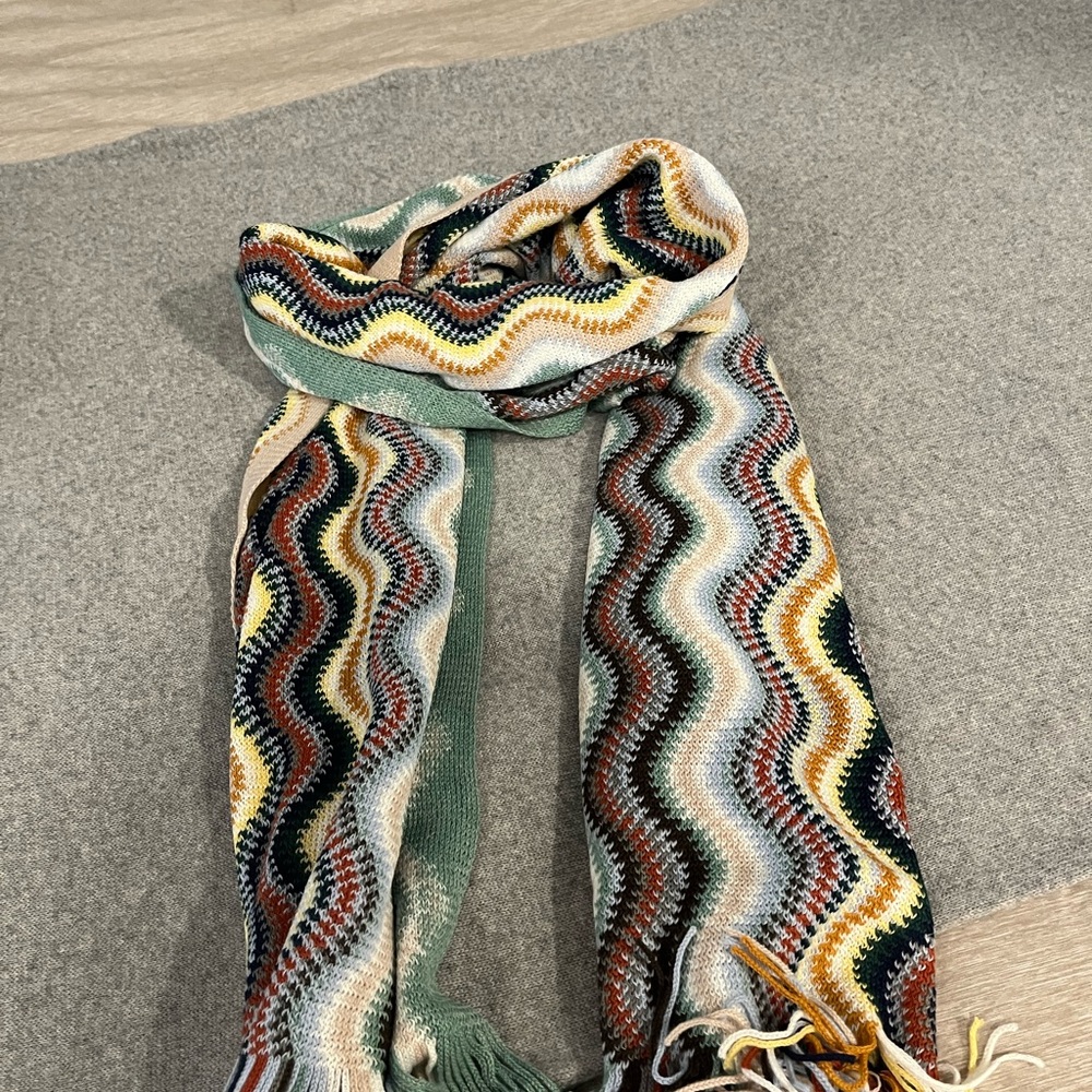 Missoni Vibrant Zigzag Knit Accessory: Multi Color (BRAND NEW) - Picture 2 of 4